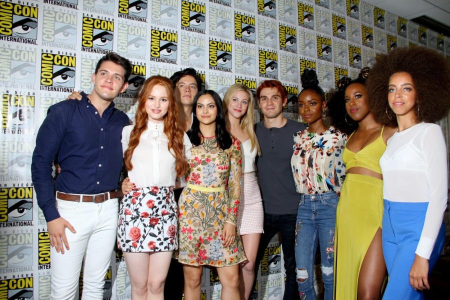 Image+from+Shutterstock.+The+cast+of+Riverdale+at+Comic-Con