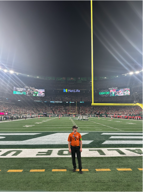 An on-the-field view for the New York Jets vs Kansas City Chiefs game at MetLife Stadium