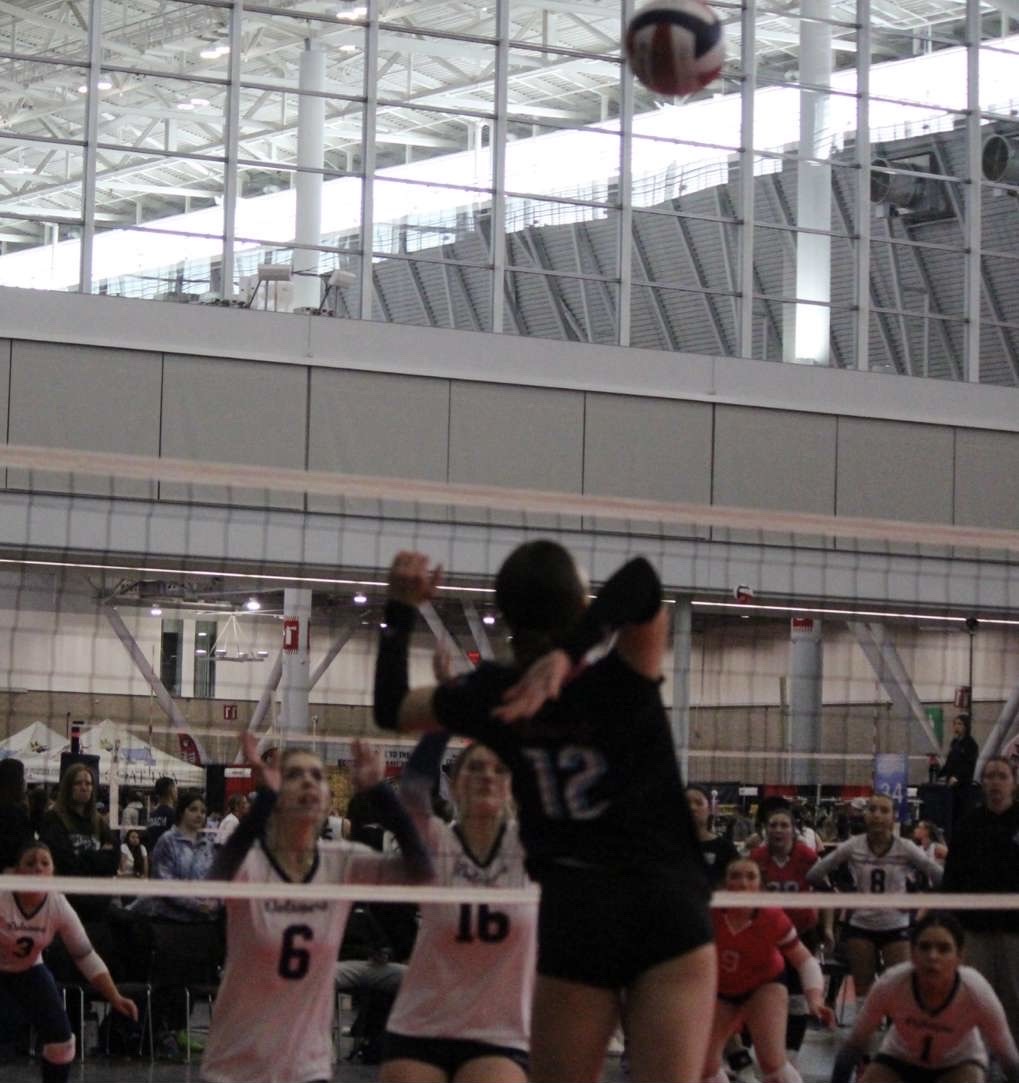 Victoria Szarlej and her team playing at the Boston volleyball festival hosted by NIKE
(Photo credit: GSE volleyball)

